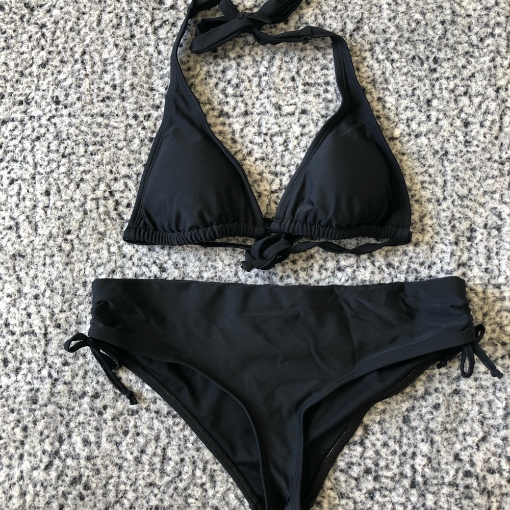 Black Bikini